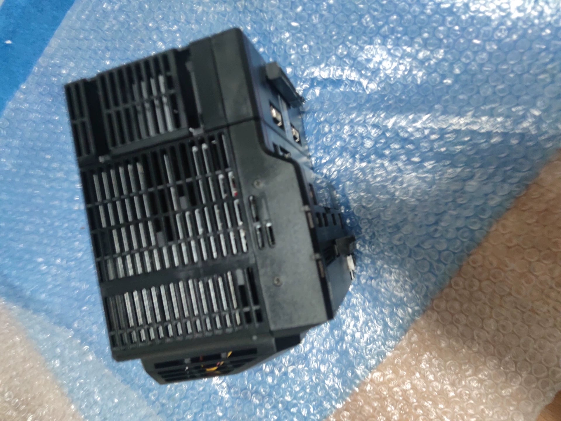 1pc New   KEYENCE CA-E110LJ