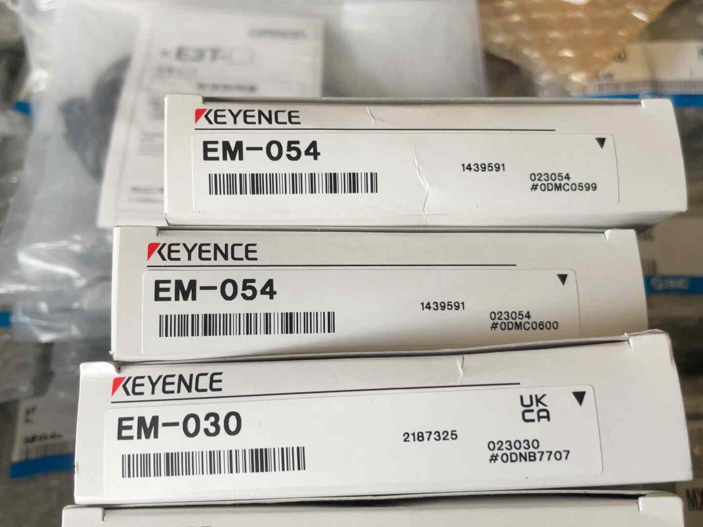 1pc new for KEYENCE EM-030