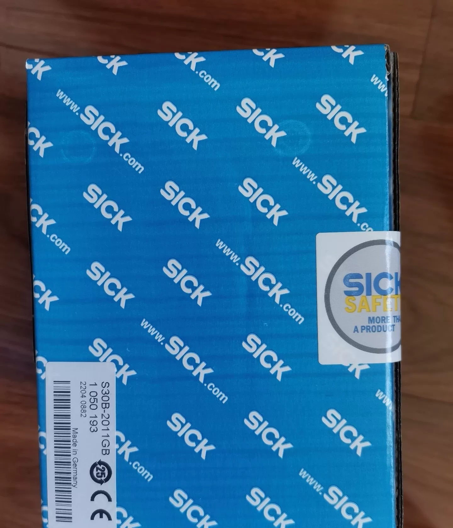 1pc new in box freeshipping SICK S30B-2011GB