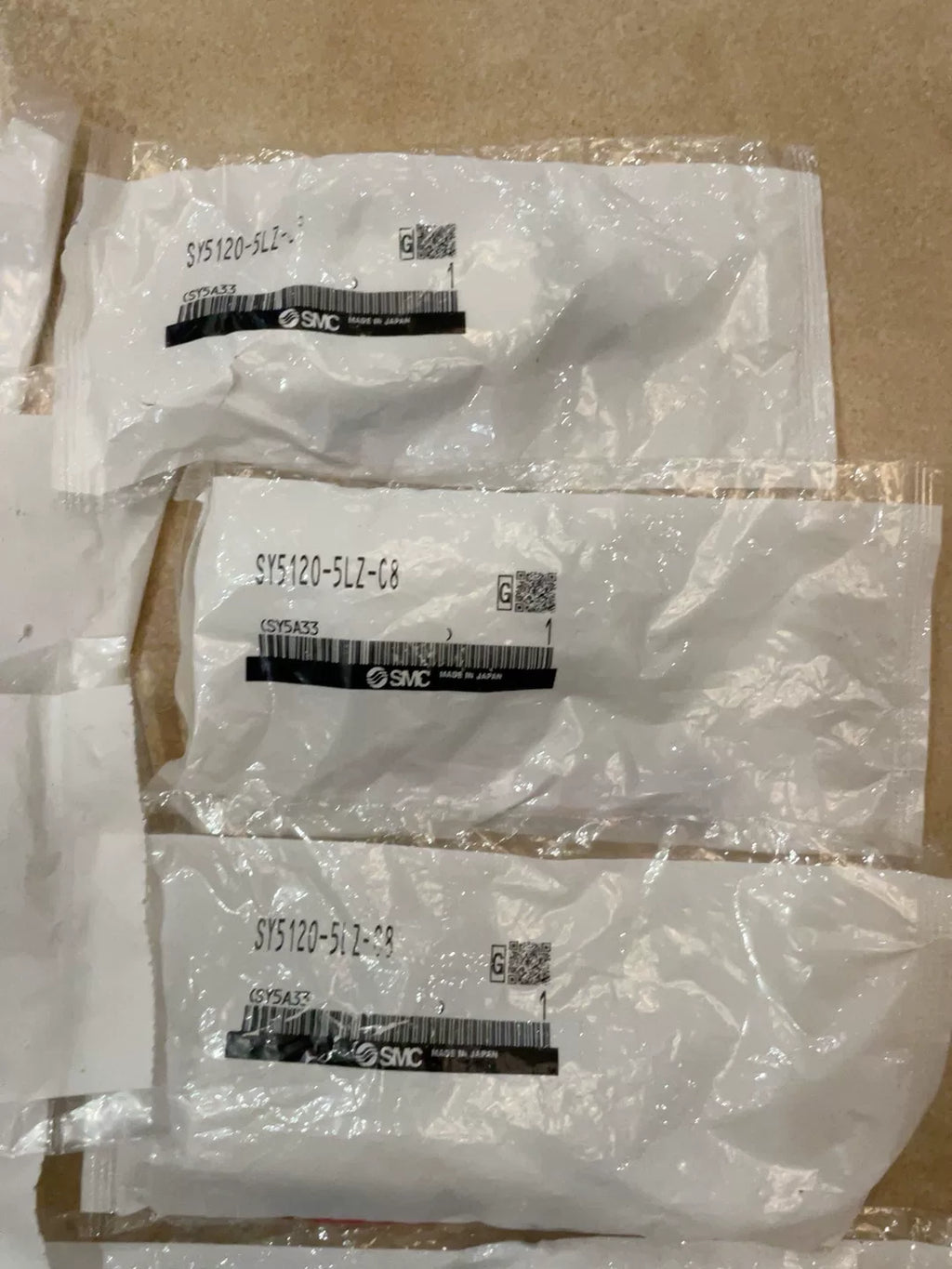 1pc new for SMC SY5120-5LZ-C8