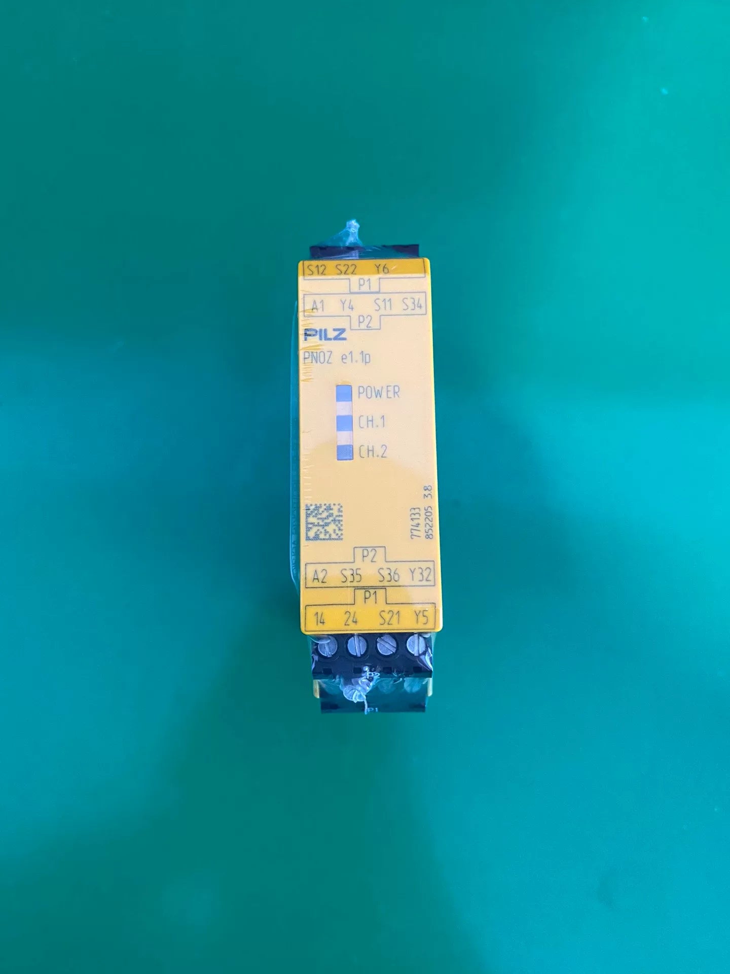 1pc new  PILZ PNOZ E1.1P  774133