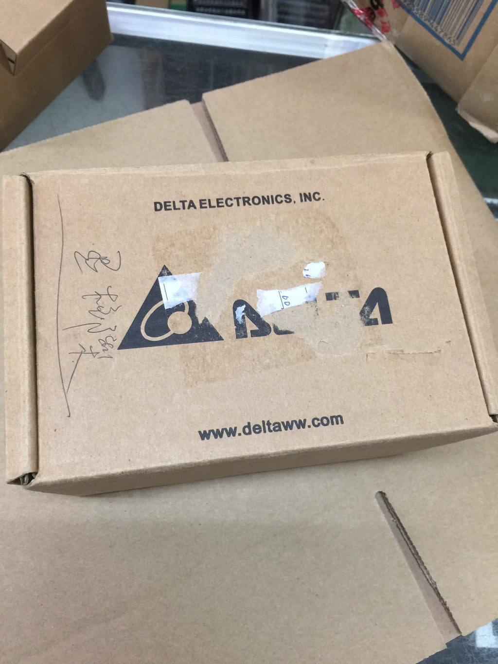 1pc New   Delta DVP32EH00R3