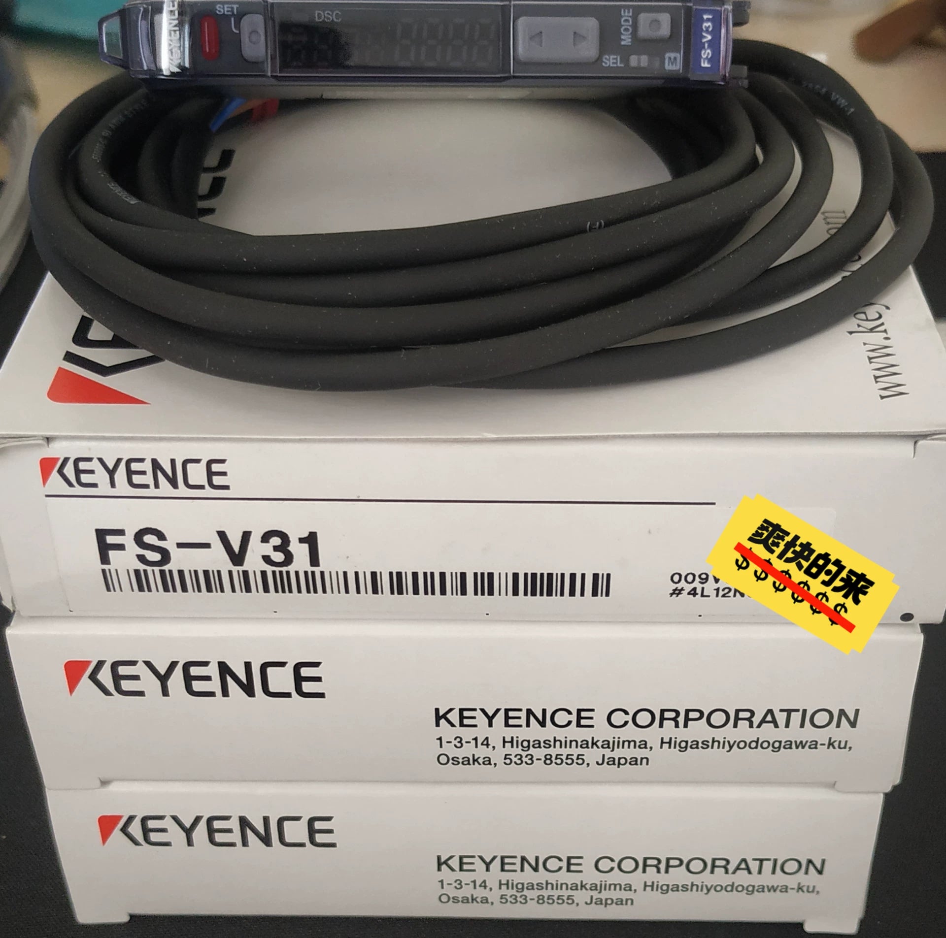 1pc New   KEYENCE FS-V31