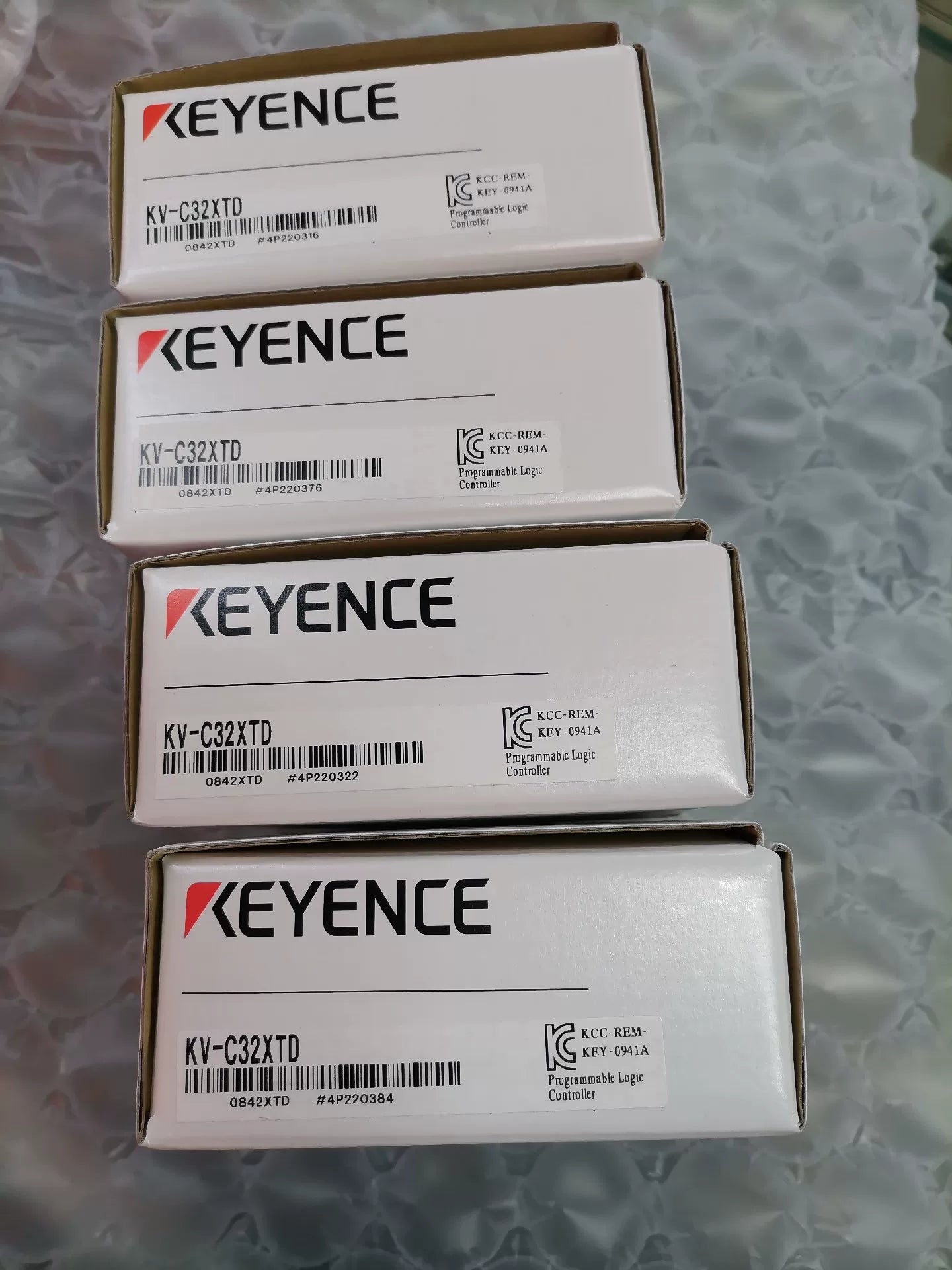 1pc New   KEYENCE KV-C32XTD