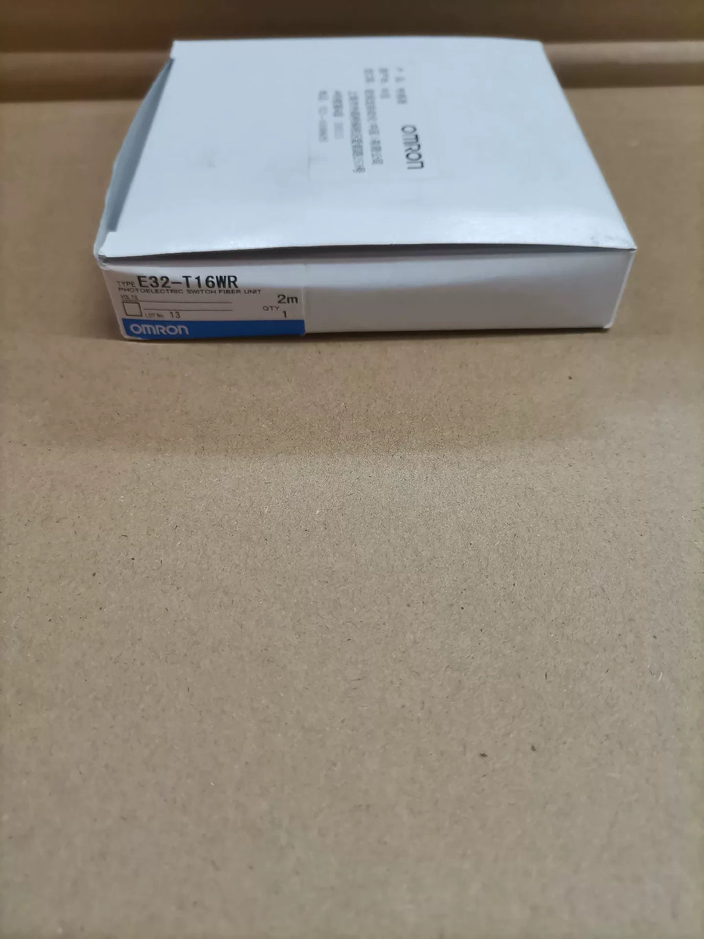 1pc New   Omron E32-T16WR