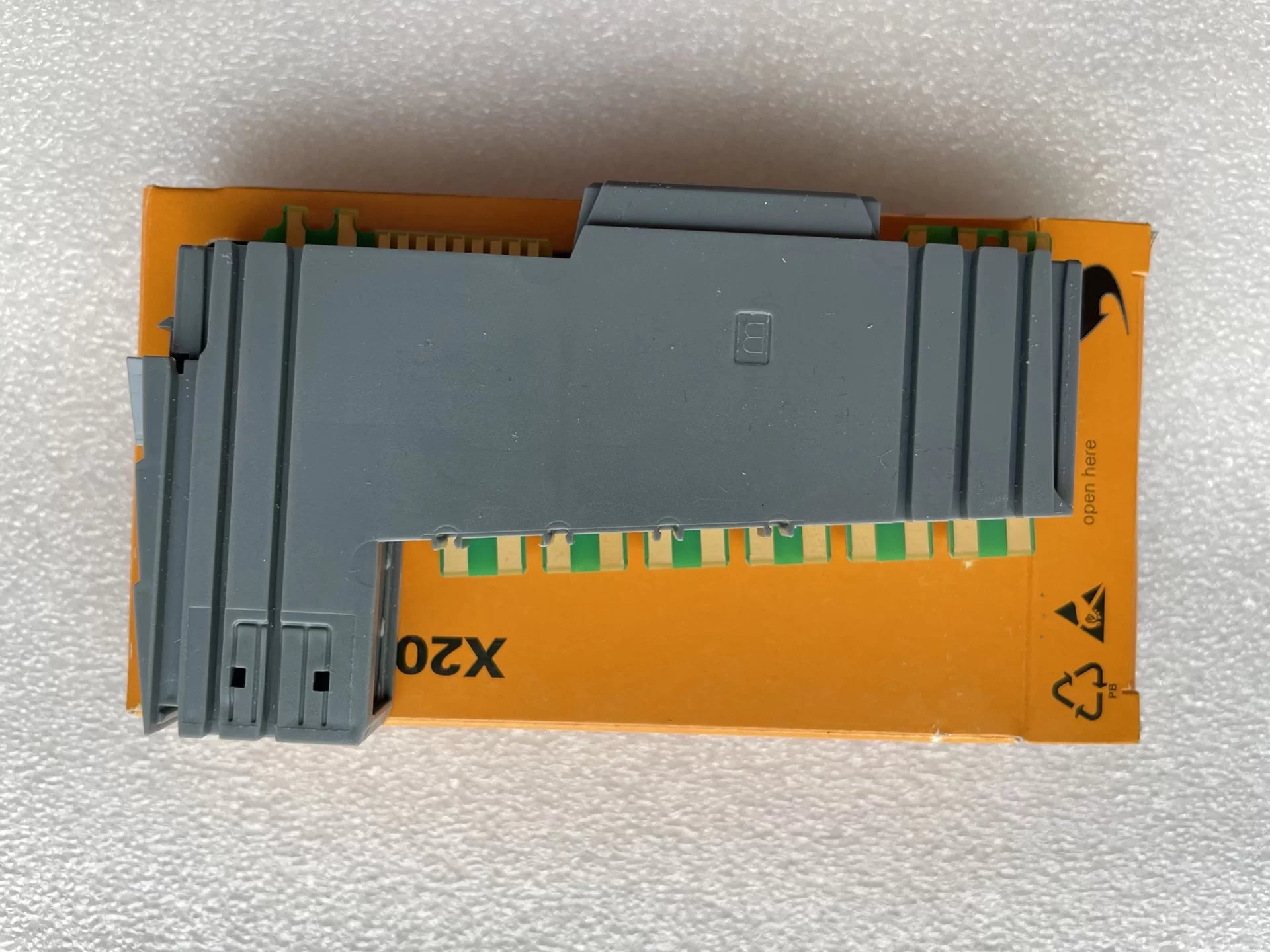 1pc New   B+R X20AO2632