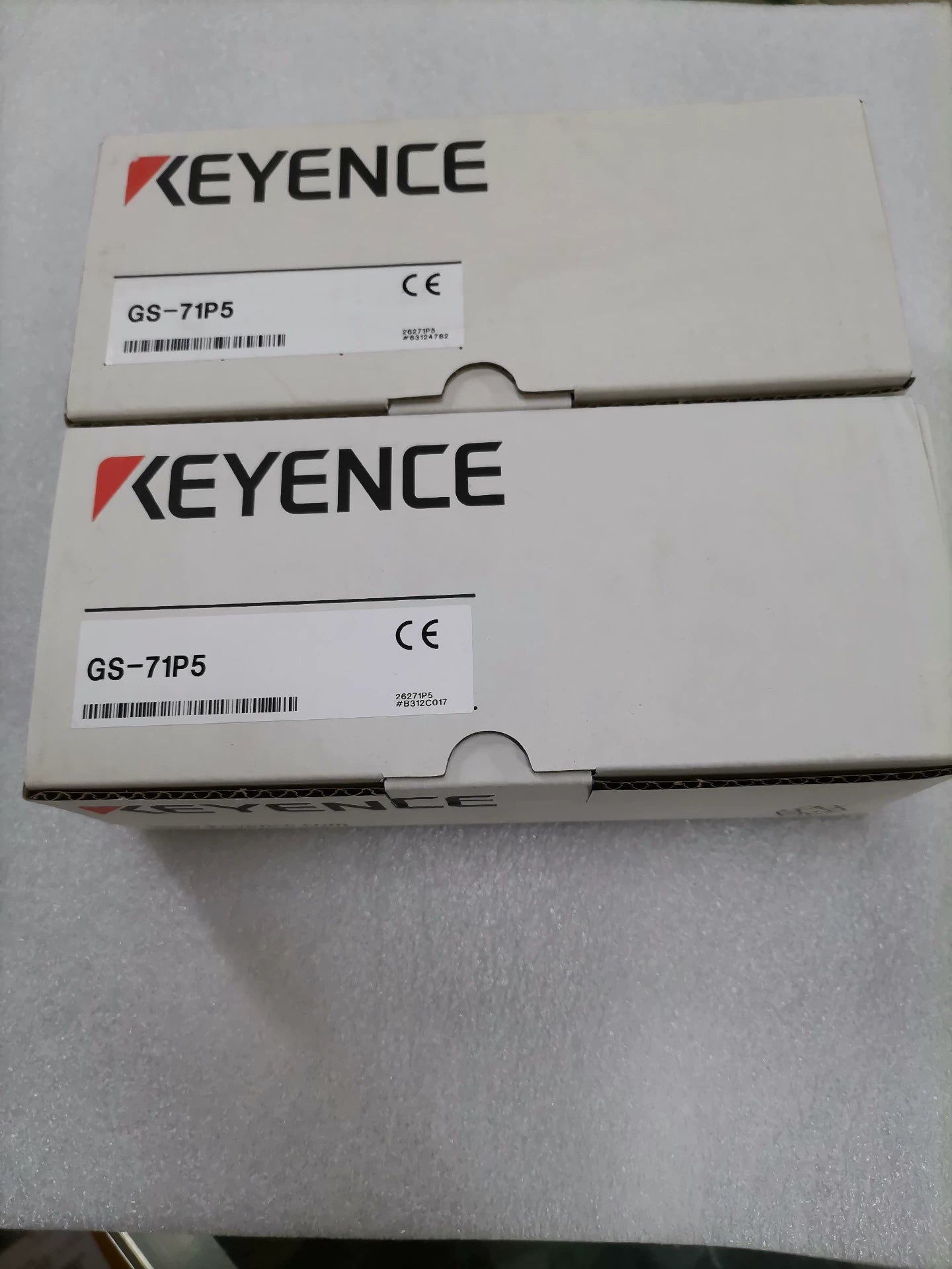 1pc New   KEYENCE GS-71P5