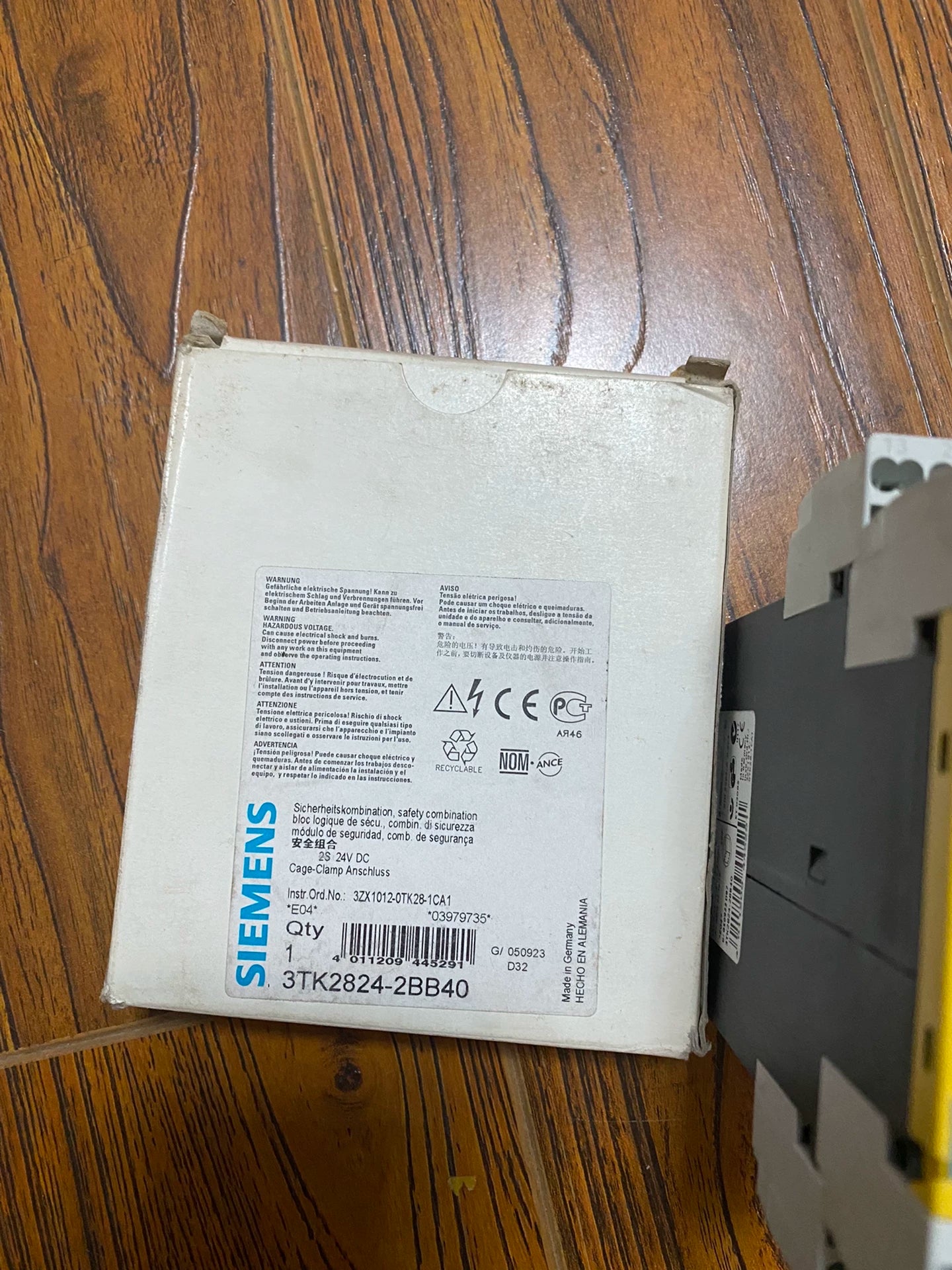 1pc new  SIEMENS 3TK2824-2BB40 24VDC
