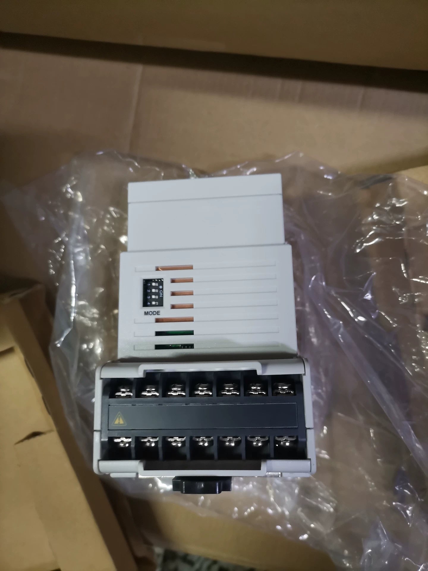 1pc New   KEYENCE KL-LC1