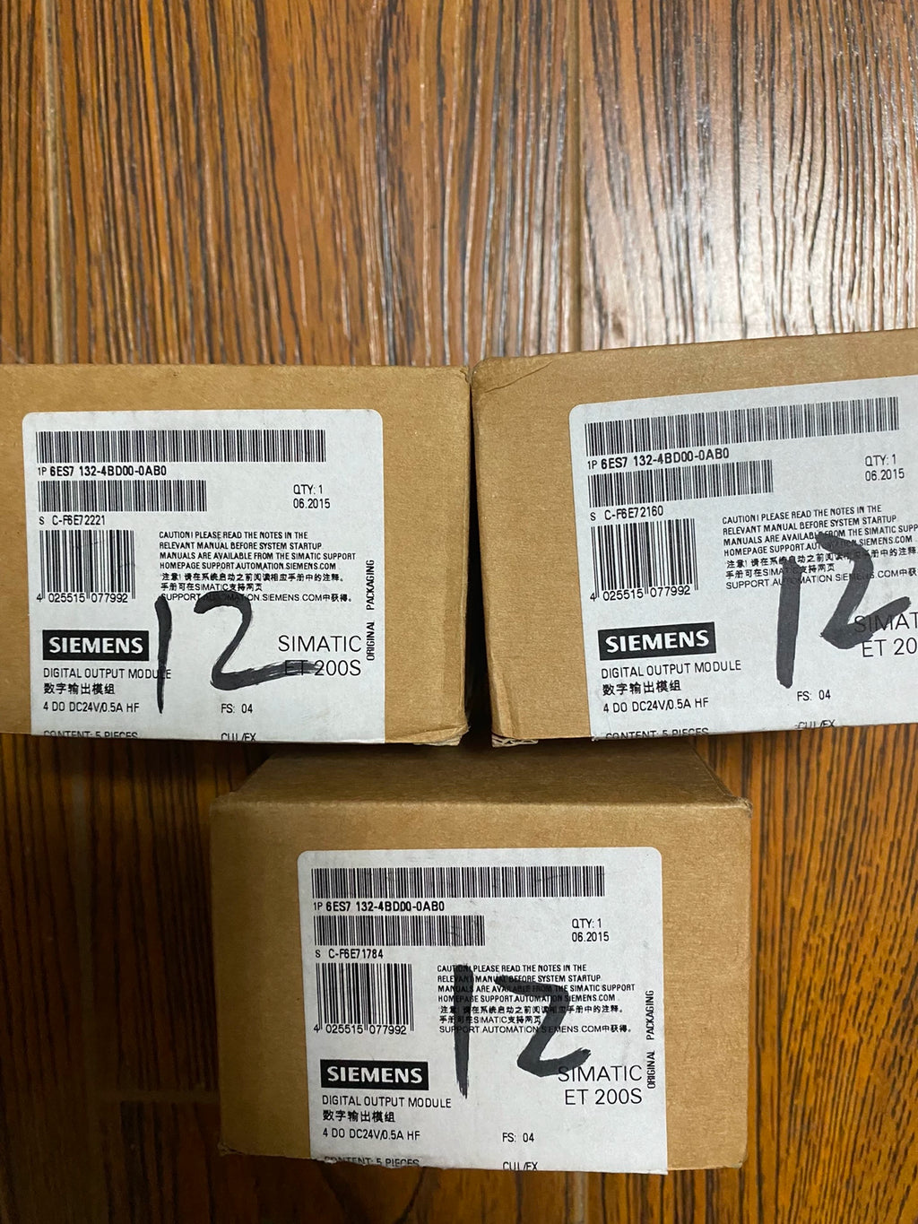 1pc new  SIEMENS 6ES7132-4BD00-0AB0