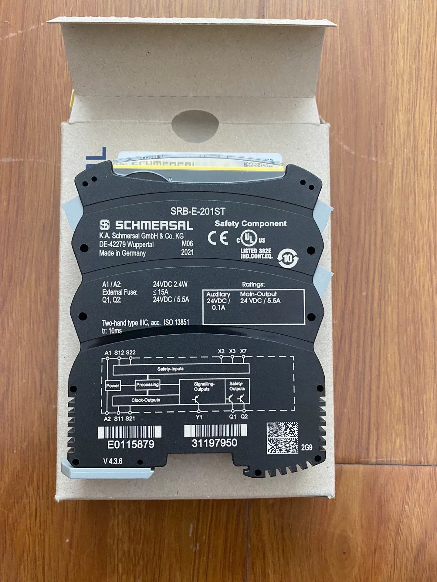 1pc new  SCHMERSAL  SRB-E-201ST