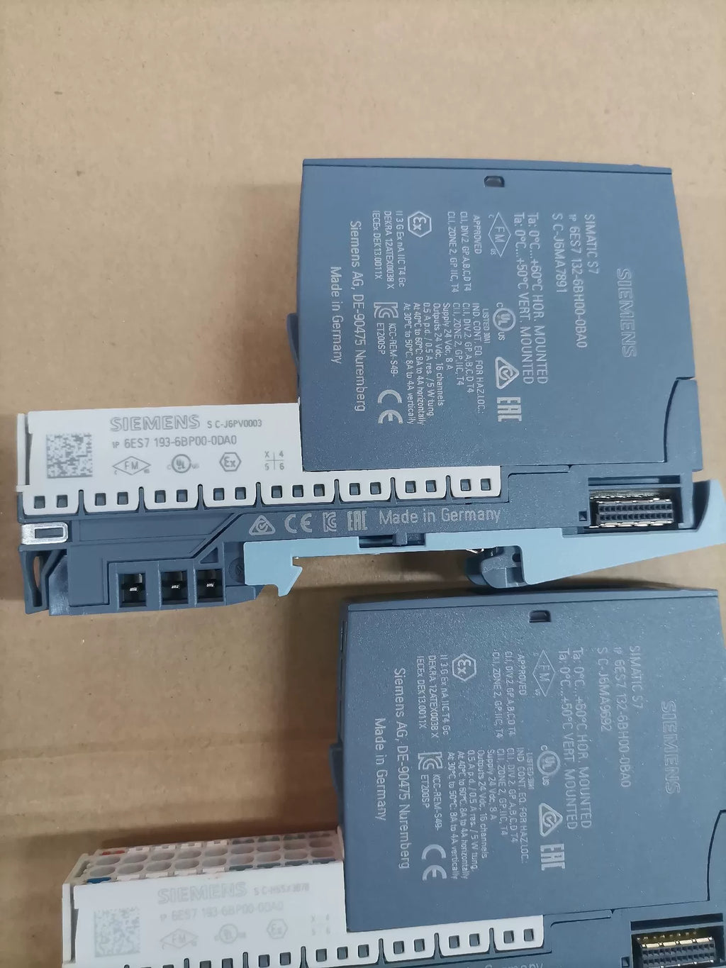 1pc New   SIEMENS 6ES7132-6BH00-0BA0