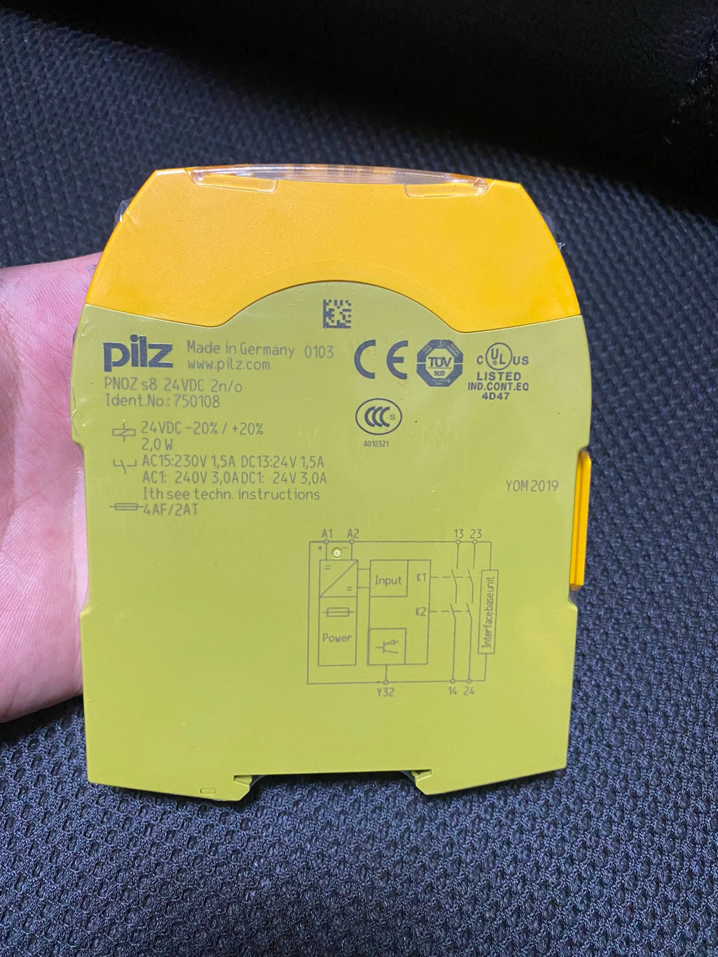 1pc new  PILZ PNOZ s8  750108 24VDC