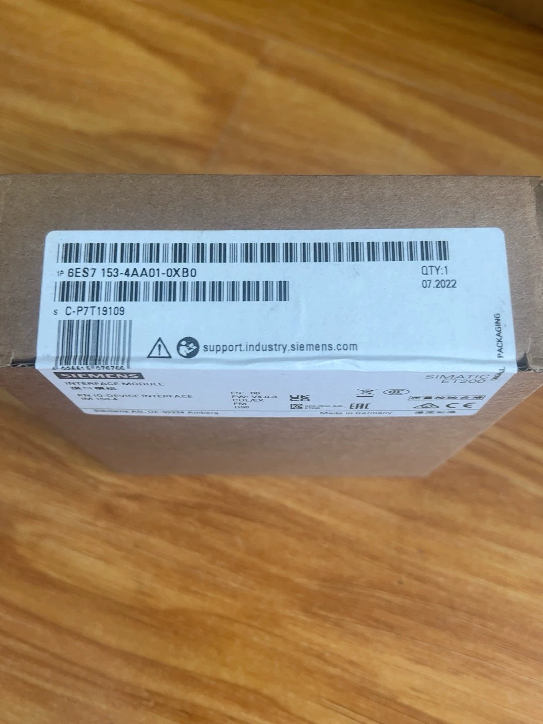 1PC New for Siemenz 6ES7153-4AA01-0XB0