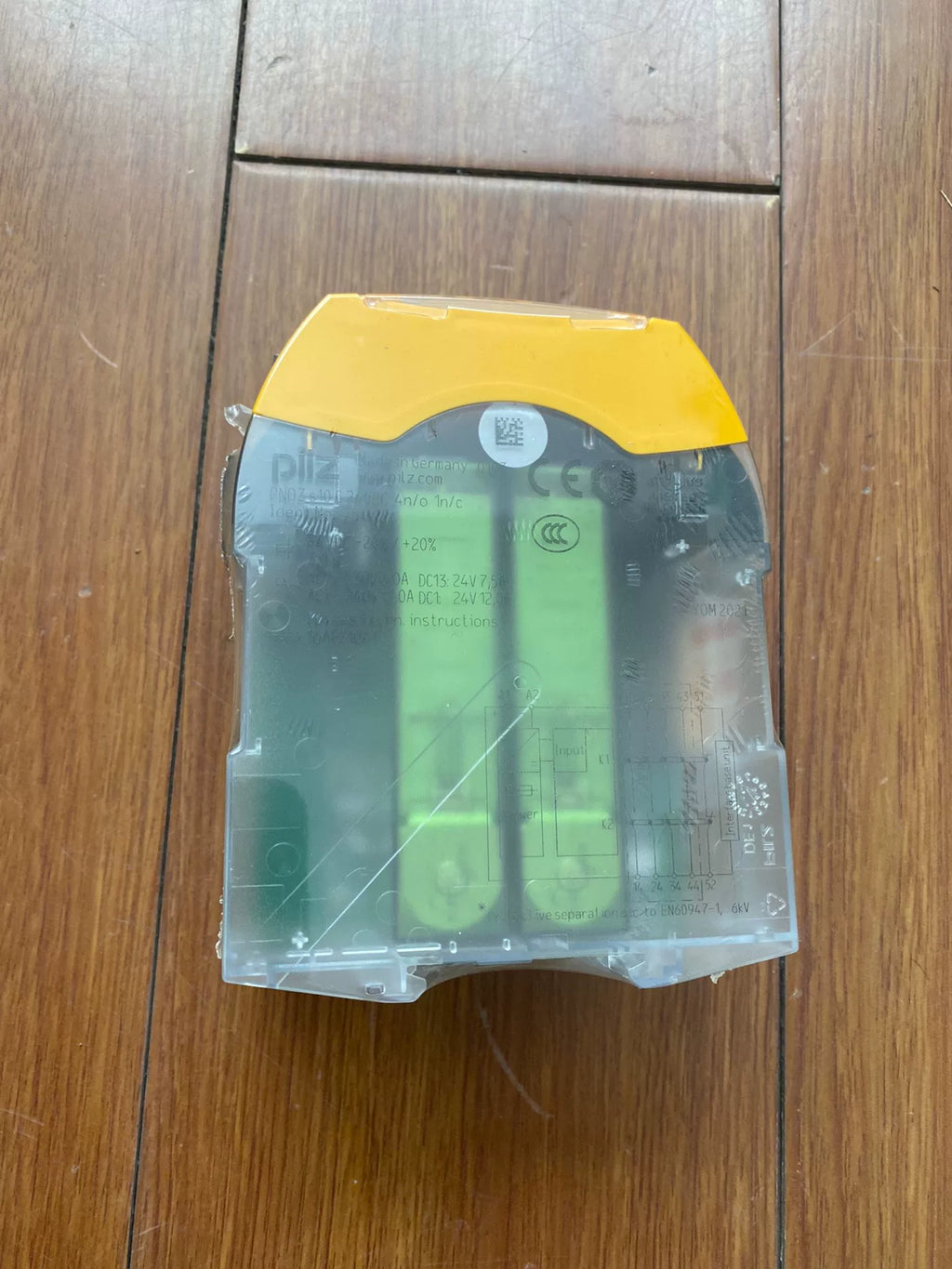 1pc new  PILZ PNOZ S10C  751110 24VDC