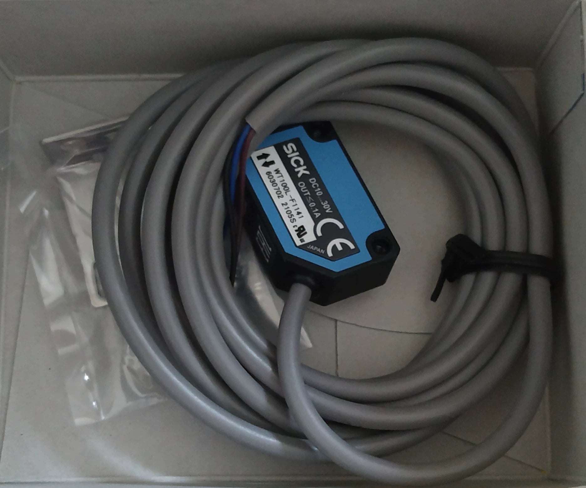 1pc New   SICK WT100L-F1141