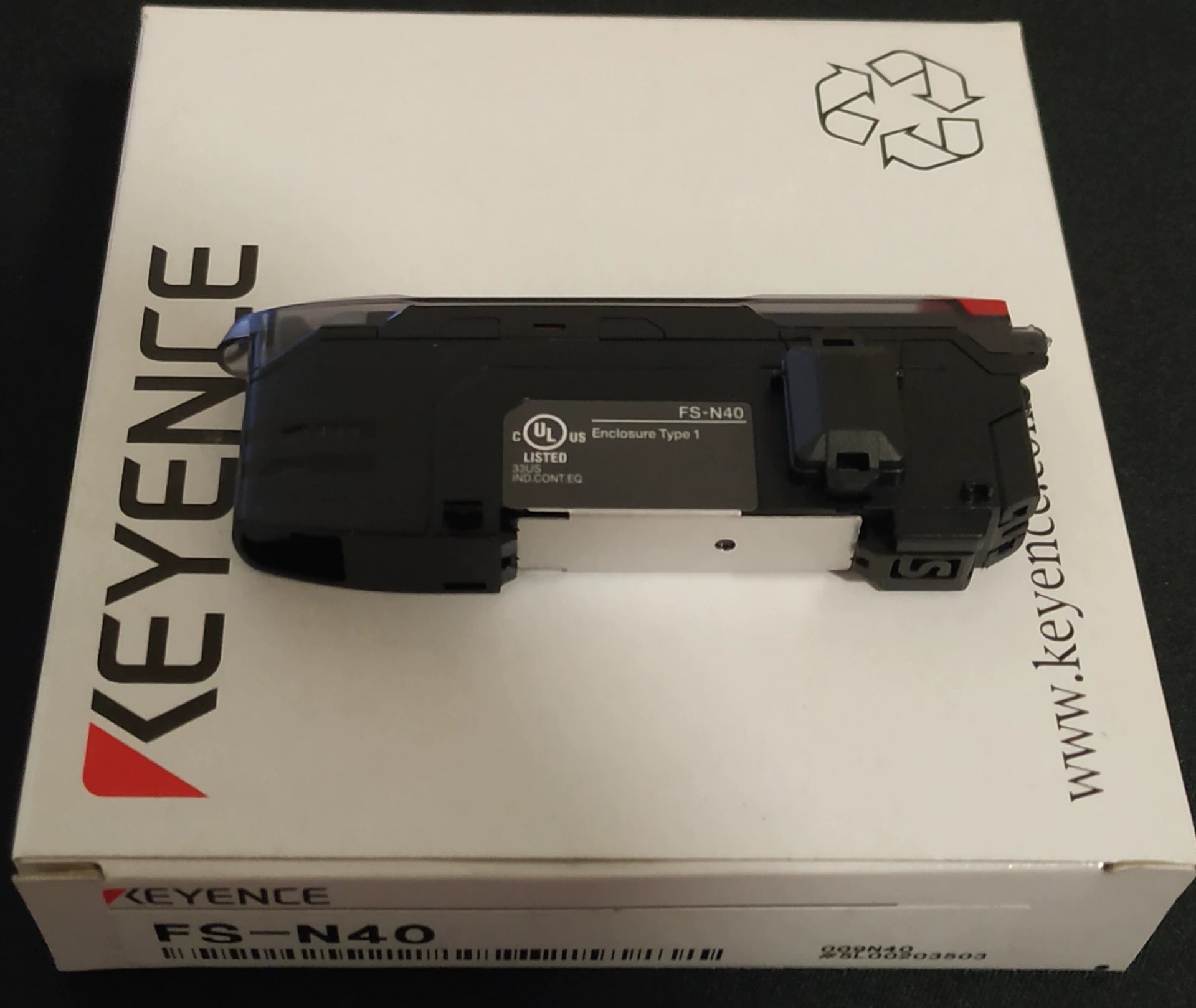 1pc New   KEYENCE FS-N40