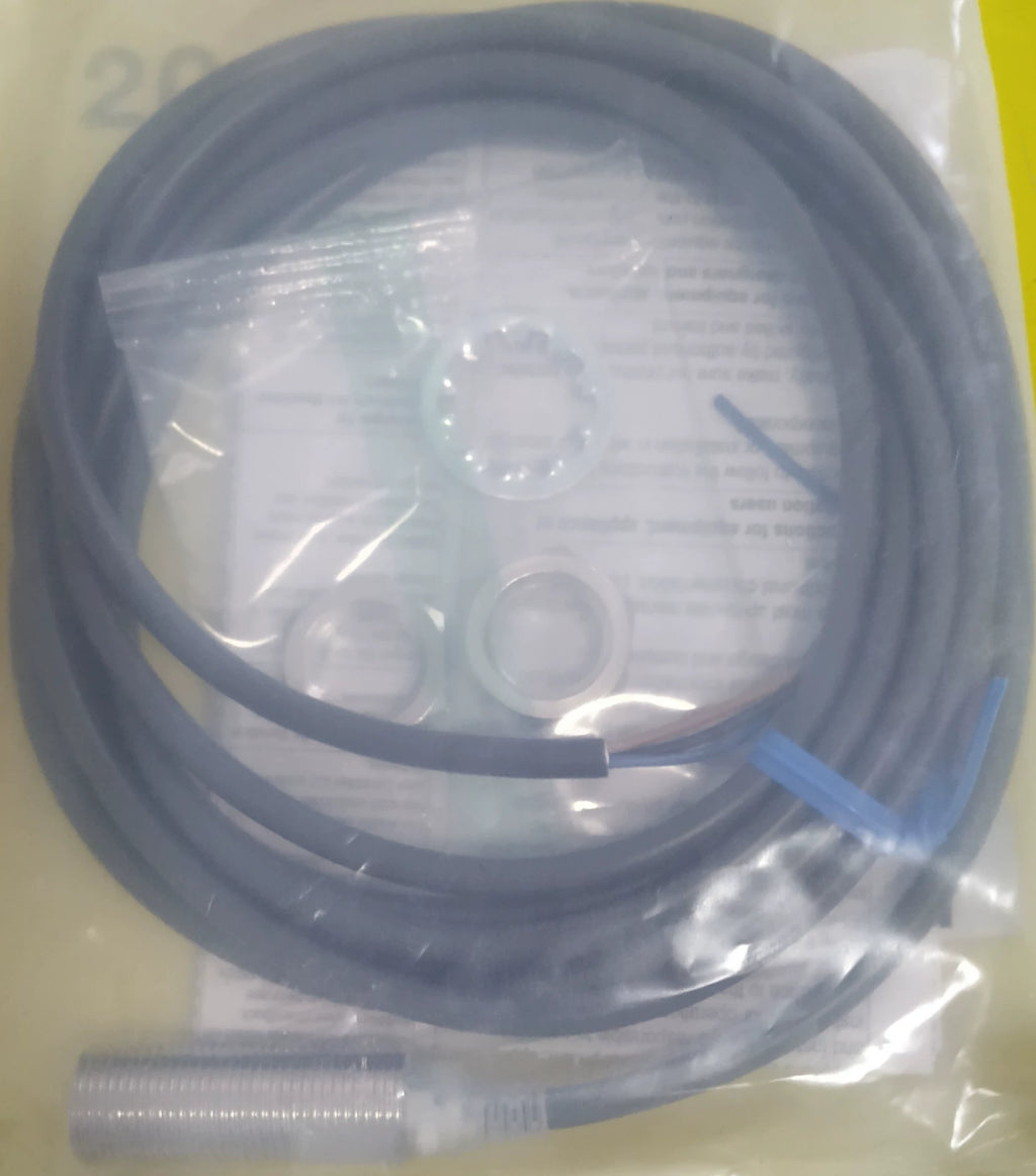 1pc New   Omron E2E-X2E1