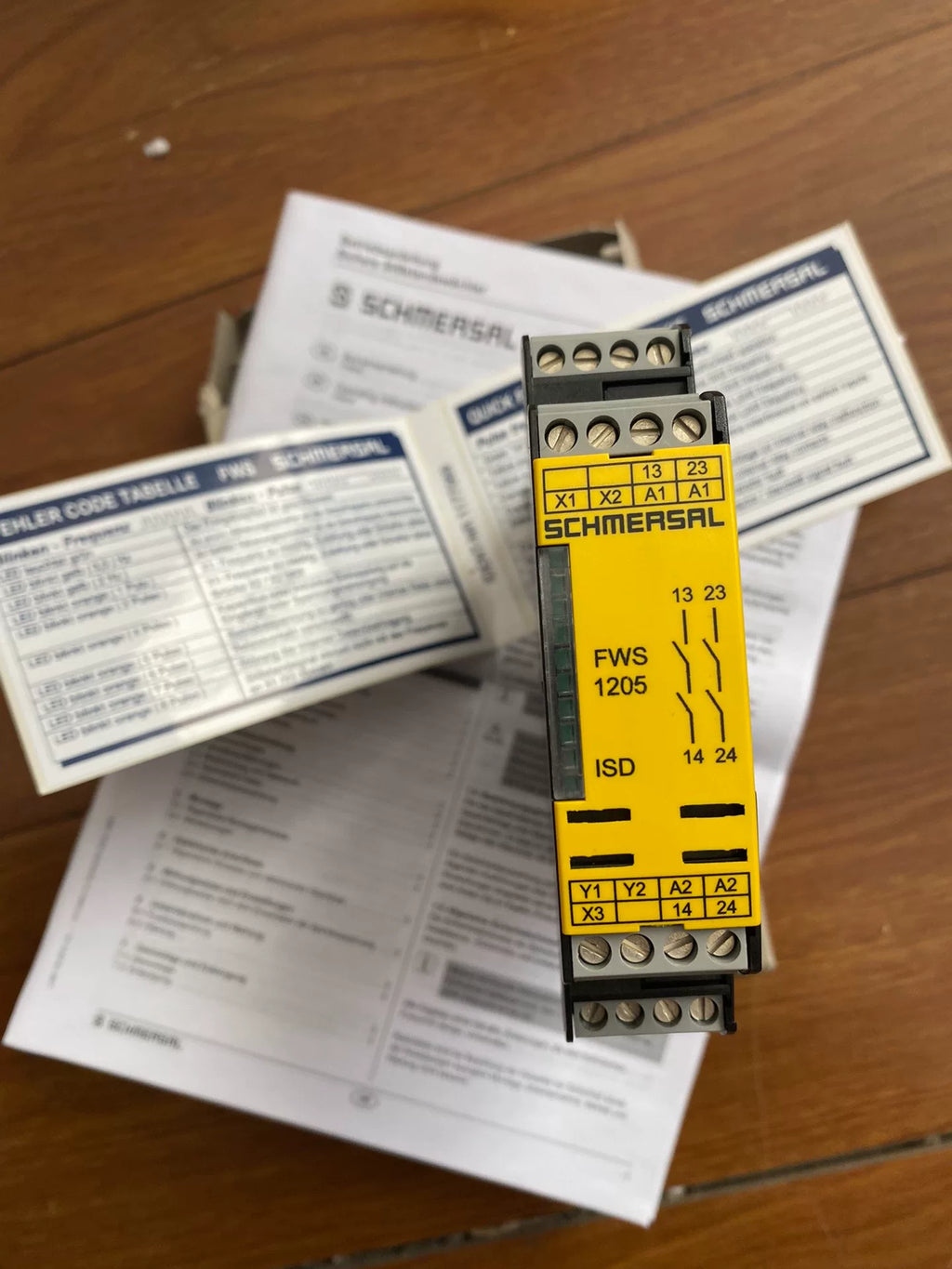 1pc new  SCHMERSAL  FWS1205
