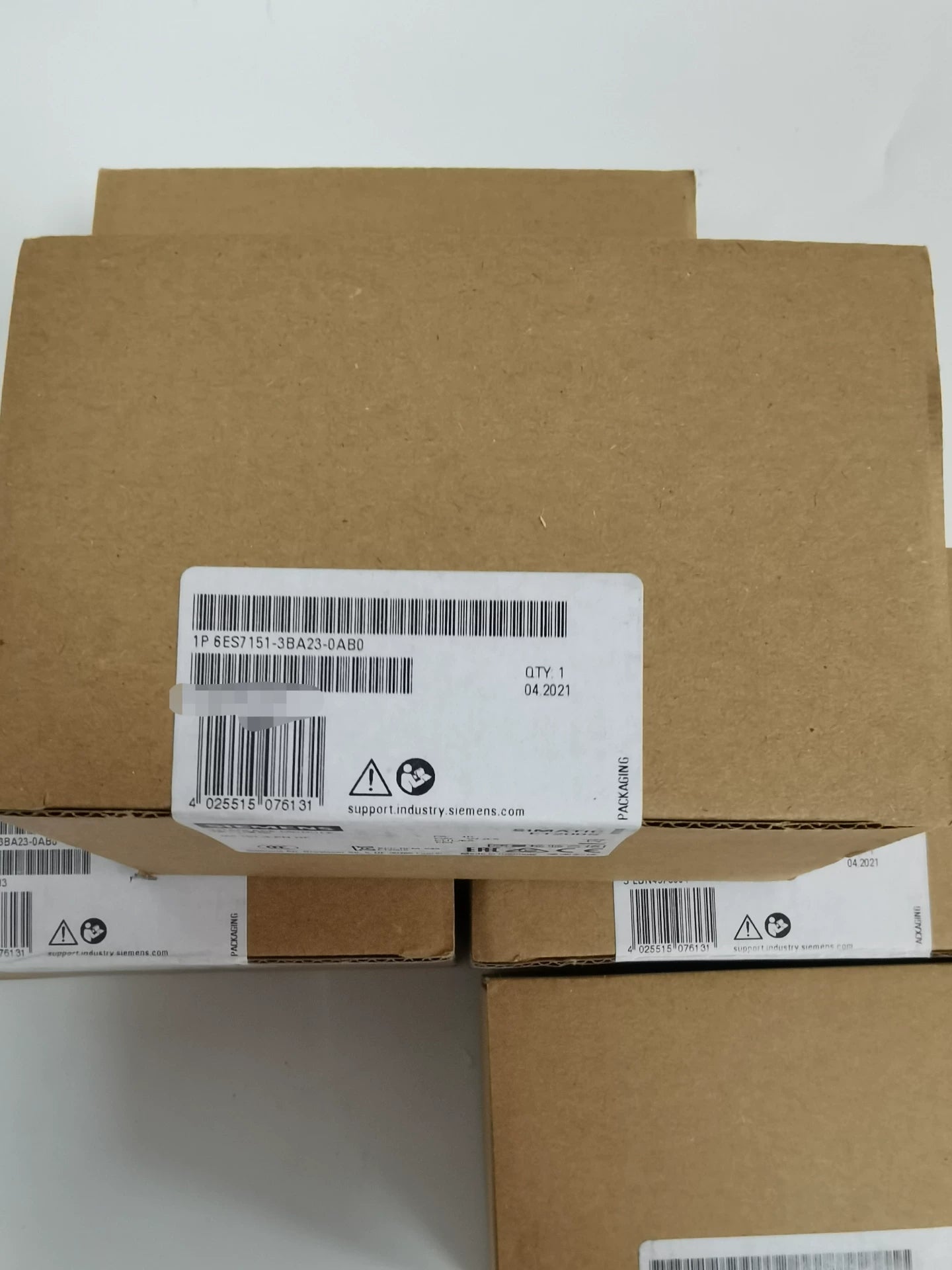 1PC New for Siemenz 6ES7151-3BA23-0AB0