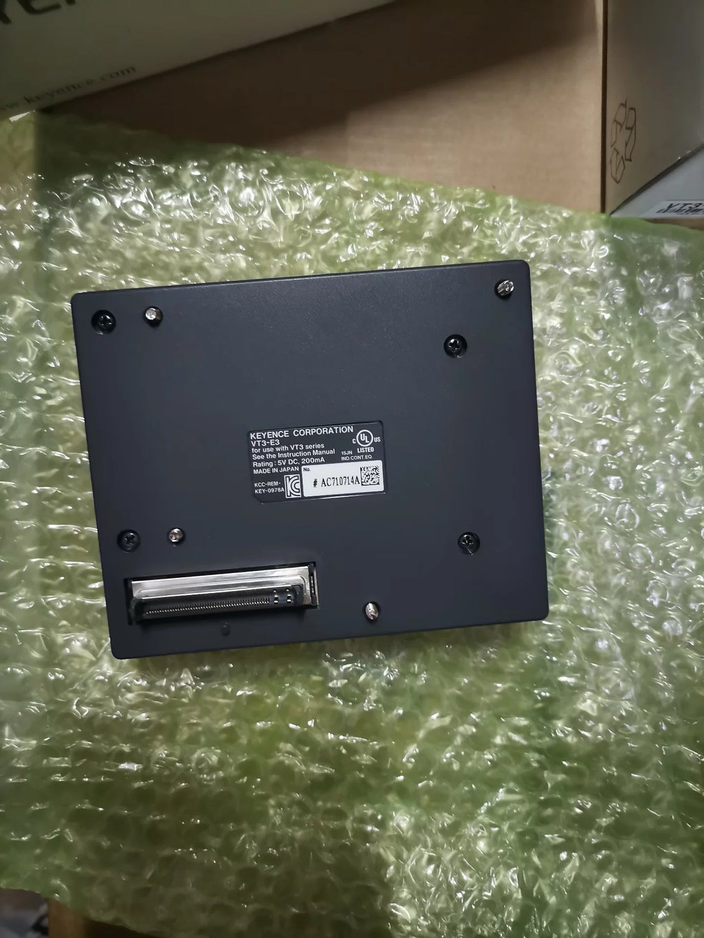1pc New   KEYENCE VT3-E3