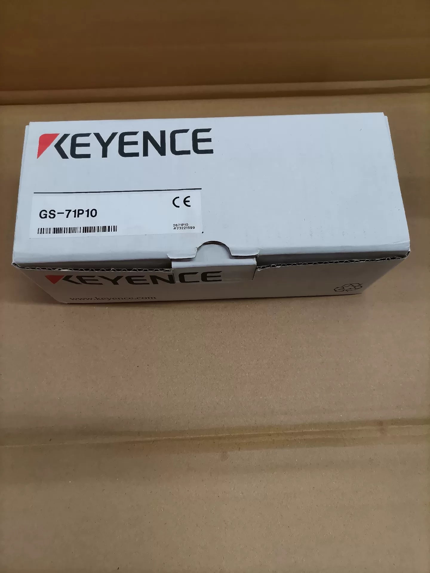 1pc New   KEYENCE GS-71P10