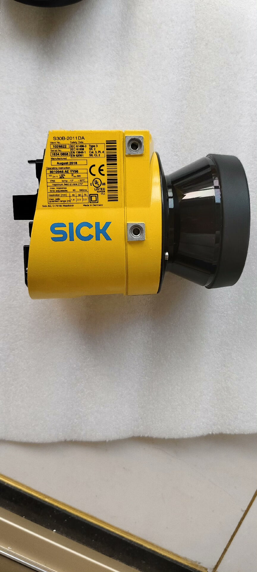 1pc new in box freeshipping SICK S30B-2011DA 1026822
