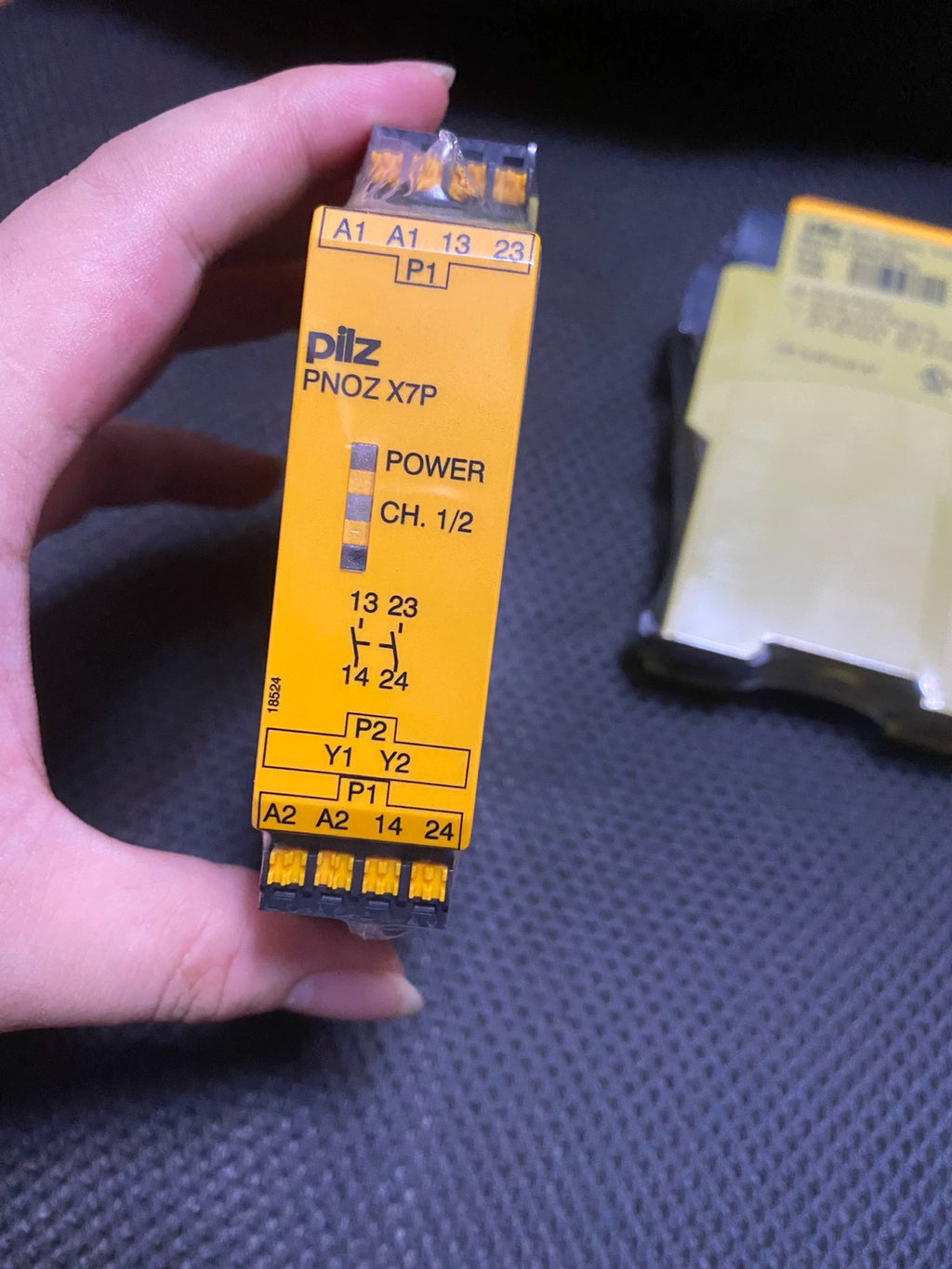 1pc new  PILZ PNOZ X7P    787059