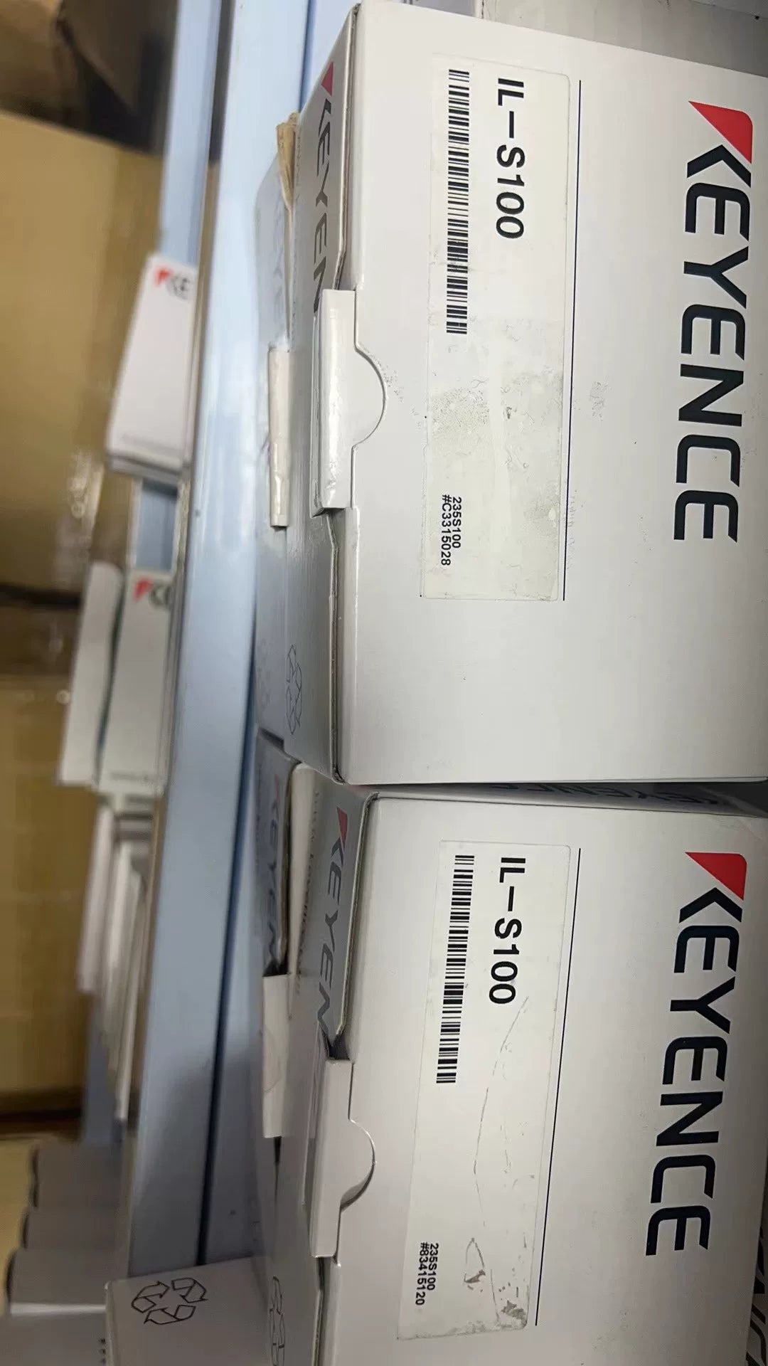 1pc new in box freeshipping KEYENCE IL-S100