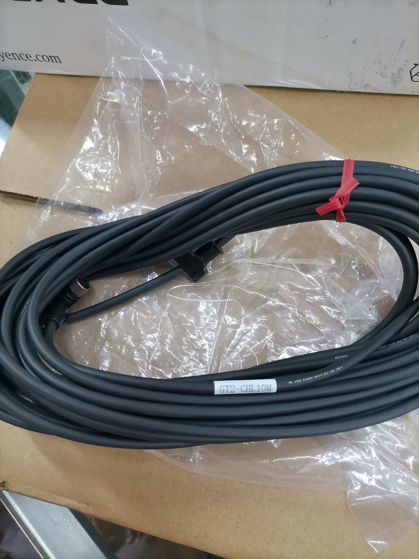1pc New   KEYENCE GT2-CHL10M