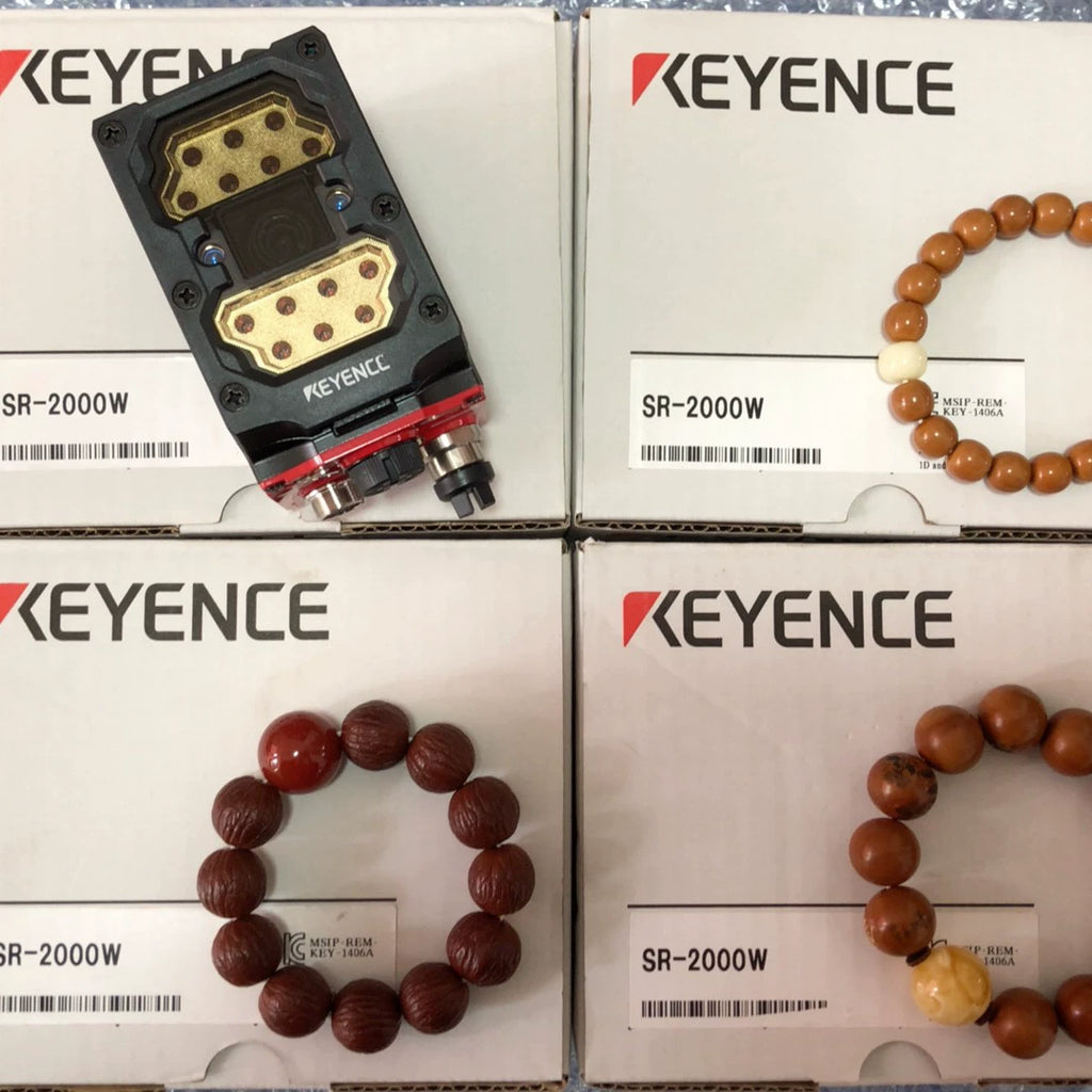 1pc New   KEYENCE SR-2000W