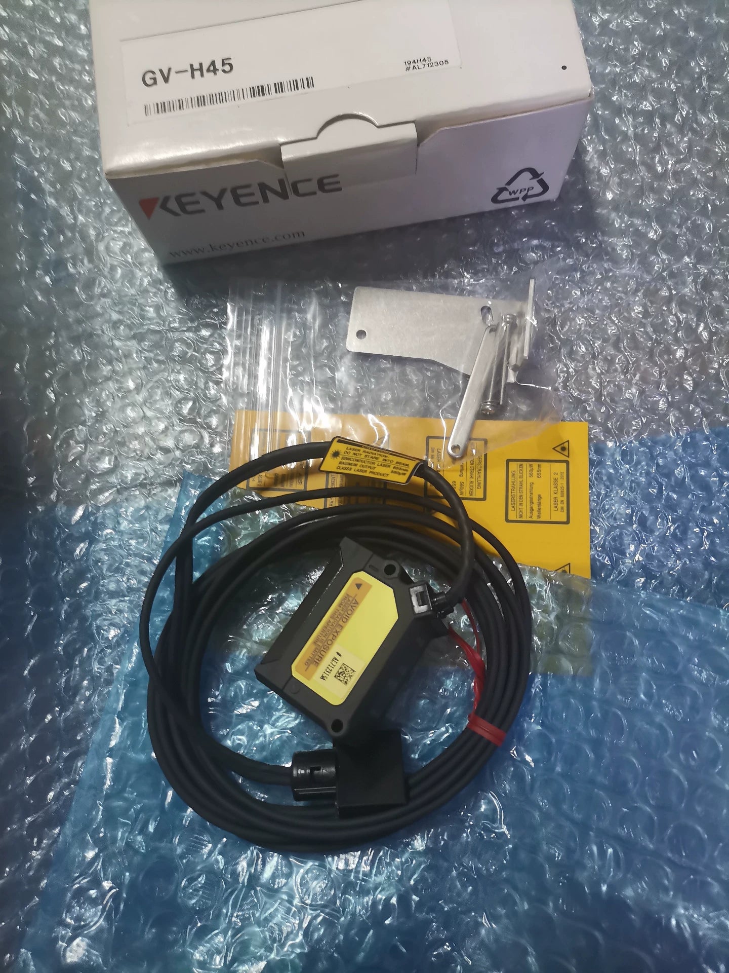 1pc New   KEYENCE GV-H45