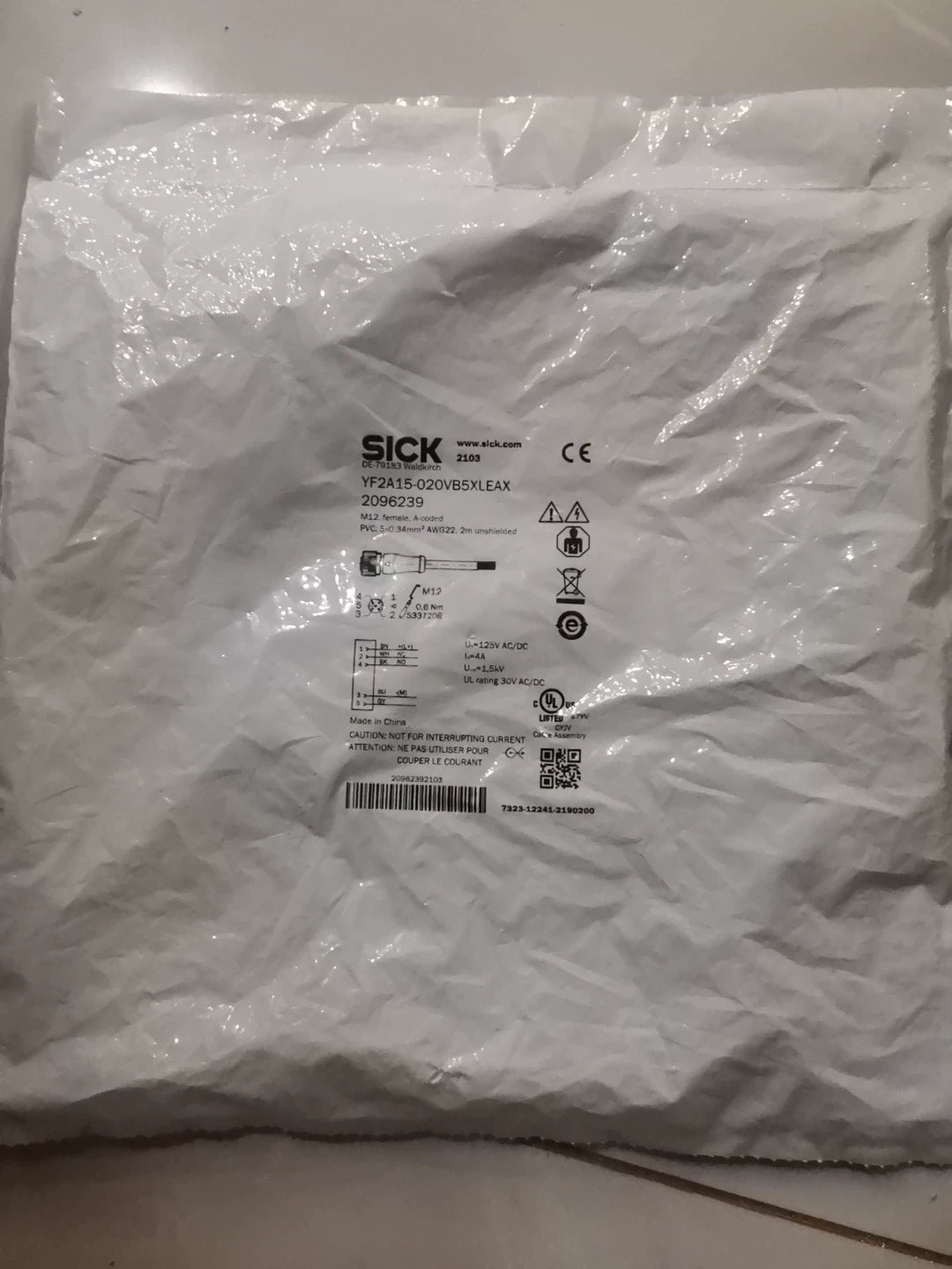 1pc new in box freeshipping SICK yf2a15-020vb5xleax