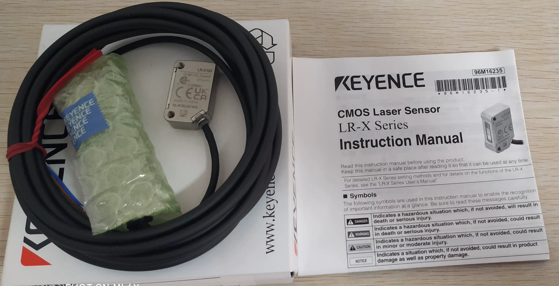 1pc New   KEYENCE LR-X100