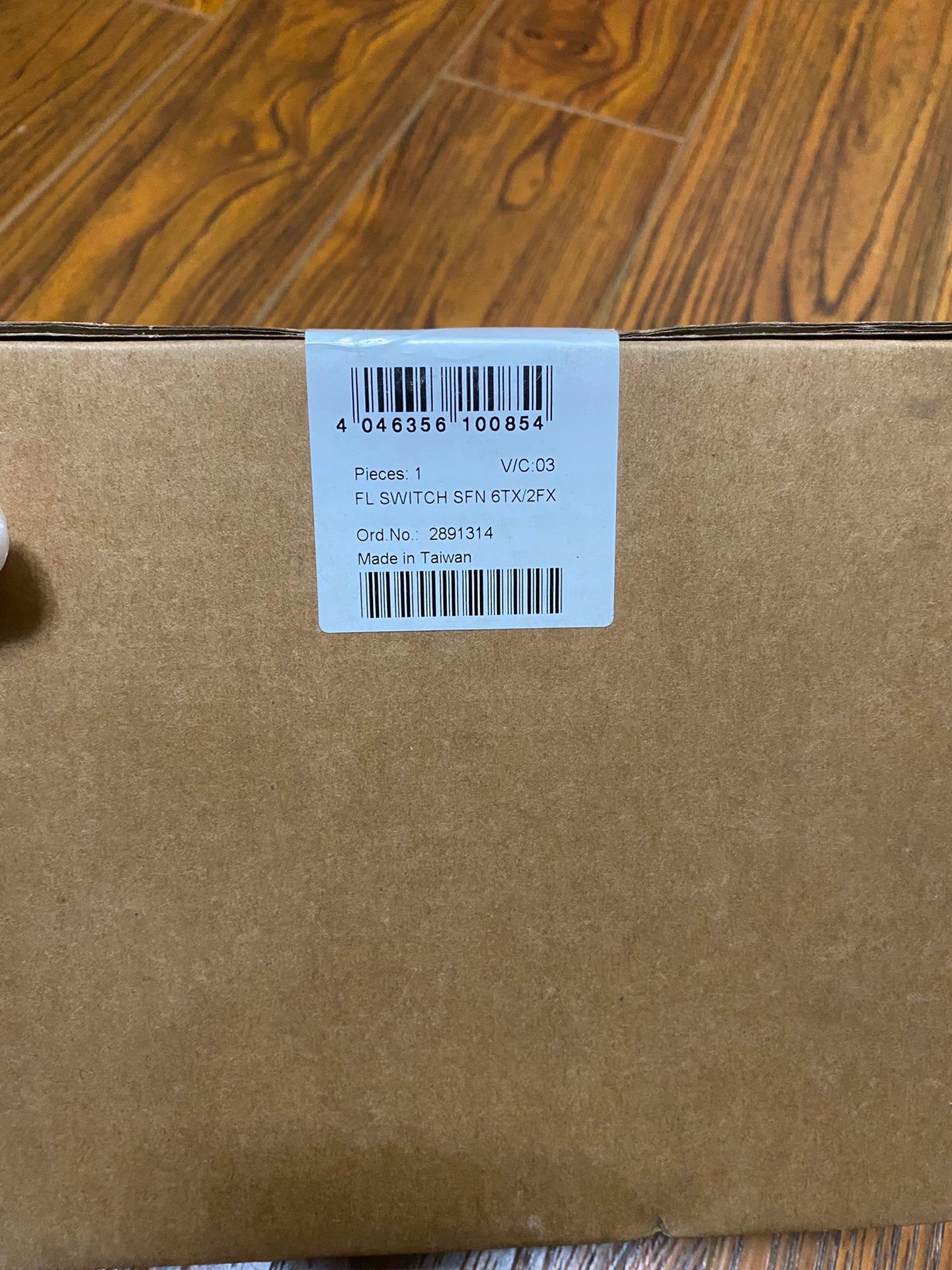 1pc new  phoenix   FL SWITCH SFN 6TX/2FX 2891314